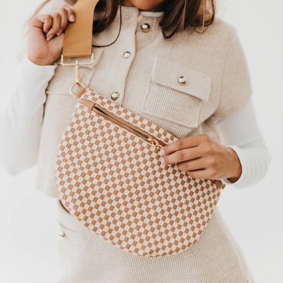 NEW Checkered Woven Bum Bag-Tan - Picture 2 of 5